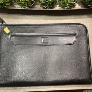 Elegant Vintage Burberry Black Leather Laptop/Document Bag for Men or Women